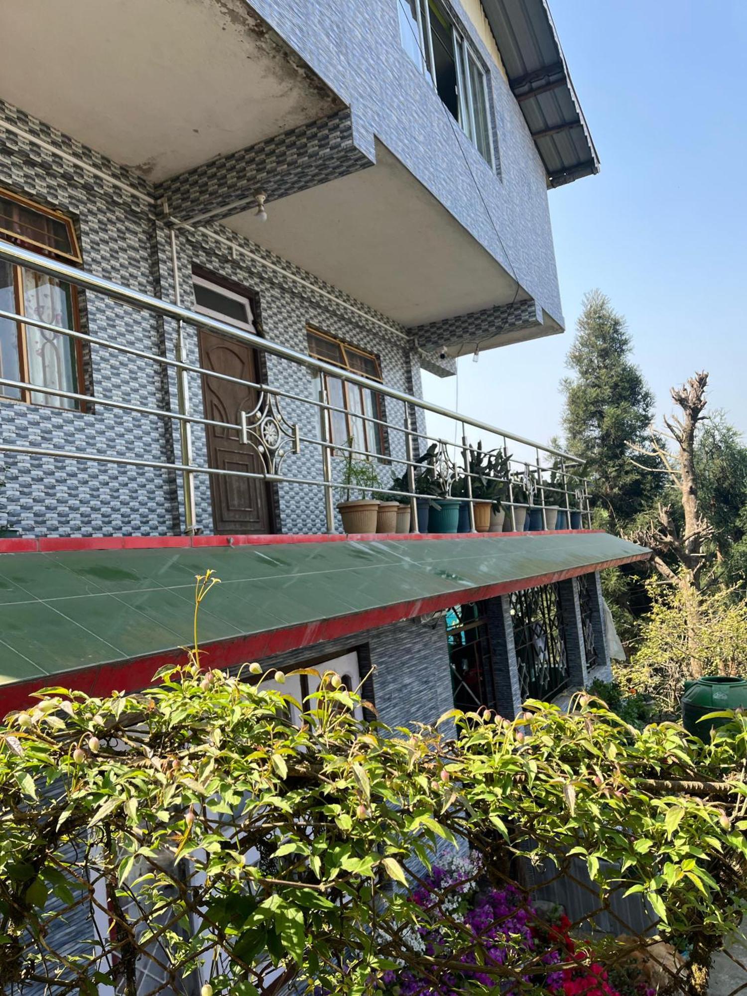 Simbosa Apartman Dardzsiling Kültér fotó